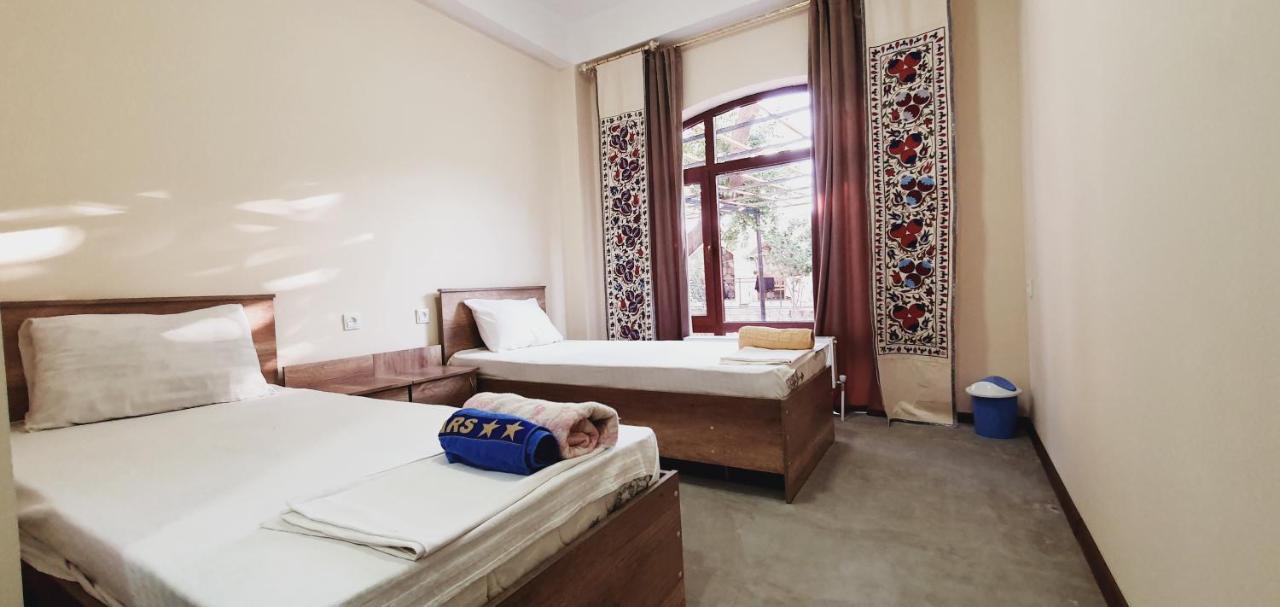 Riad Nur & Tours Nurota Bagian luar foto
