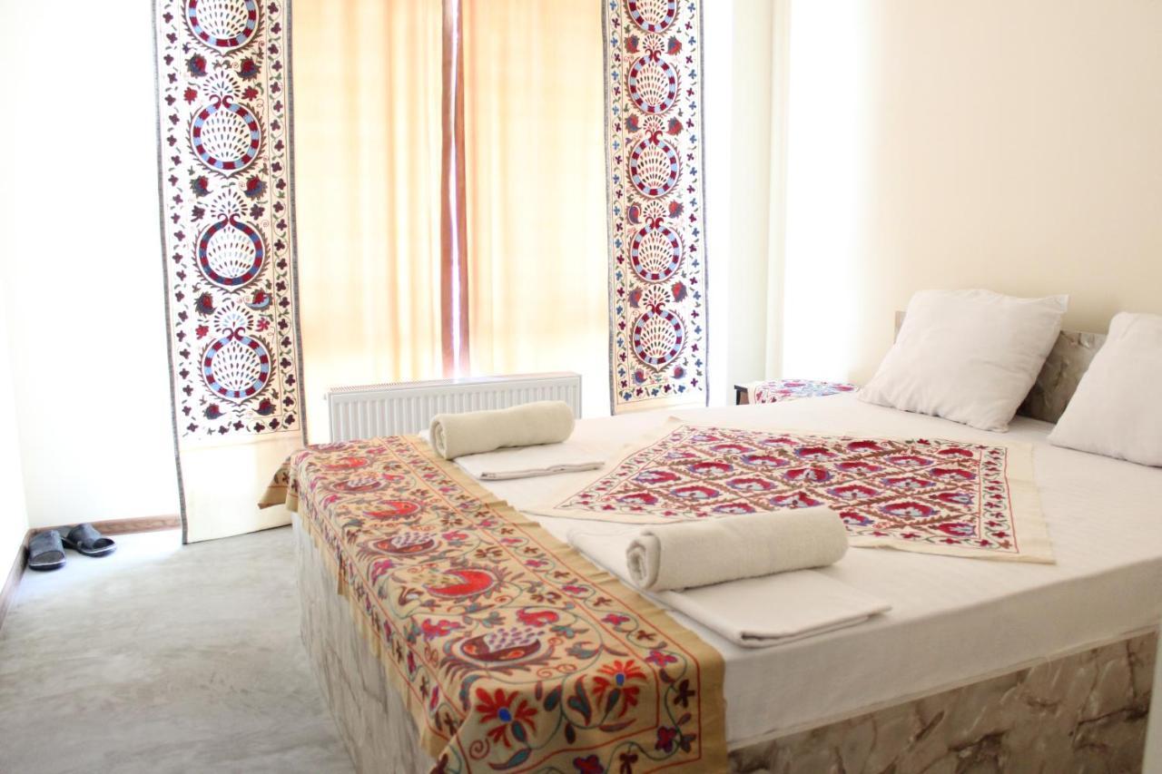 Riad Nur & Tours Nurota Bagian luar foto