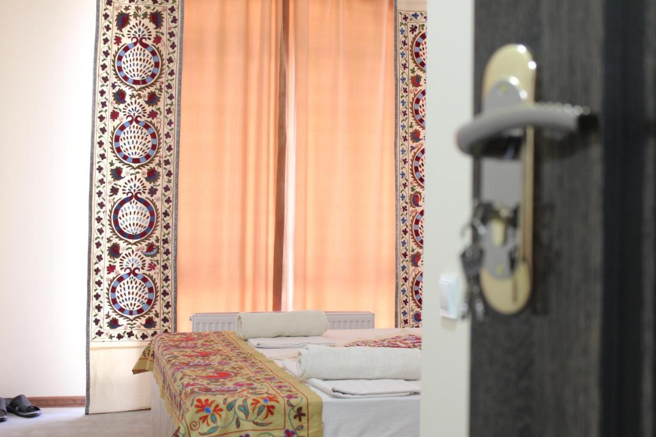 Riad Nur & Tours Nurota Bagian luar foto